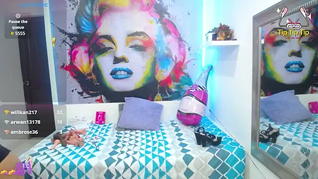 thalia_mills19 webcam