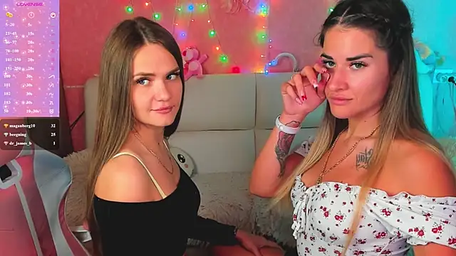 hotty_girls_here (G young) - HOT KISS