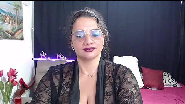 Aleja_Gonzales webcam