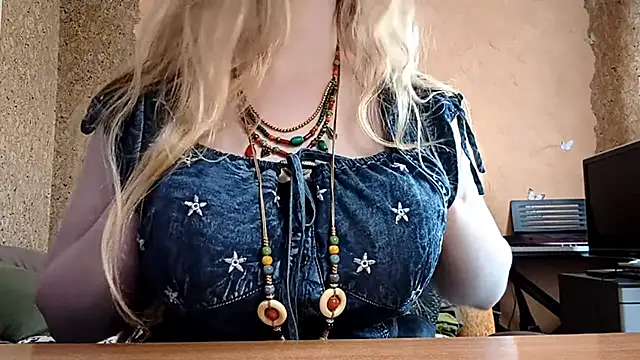 KateVibe_01 webcam