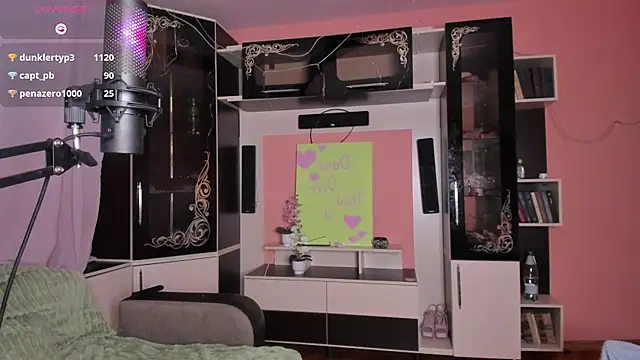 Luna_Reid webcam