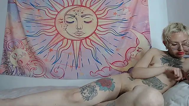 ArrangedFoot webcam