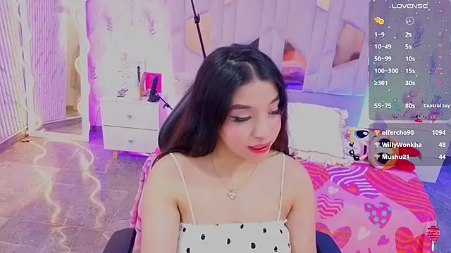 Watch MARIANA_TAY1 live on EroticFlix - High definition streams