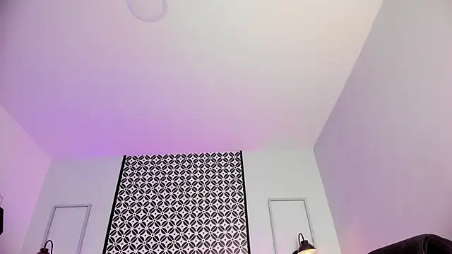 amber_gold_'s live room