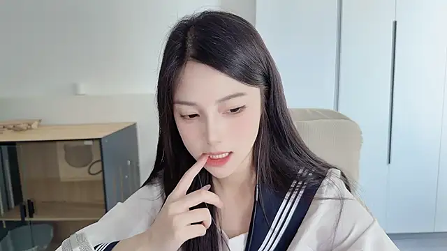 Watch holo_love live on EroticFlix - High definition streams