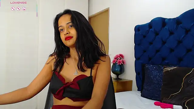 Lili666_ webcam