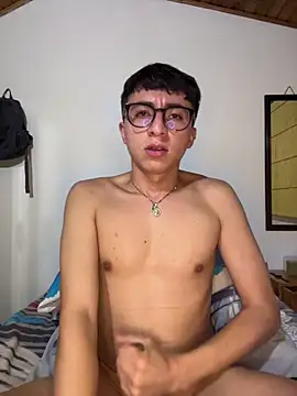 CamiRojas_boy webcam