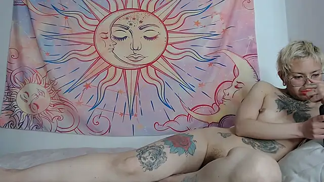 ArrangedFoot webcam