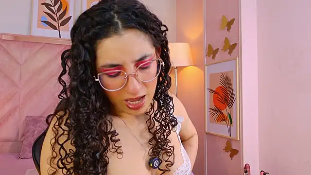 DemiJones_ webcam
