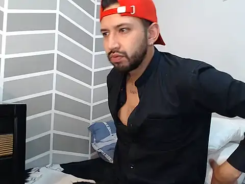 thomass1018 webcam