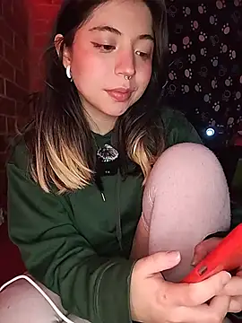Petite_CherryX