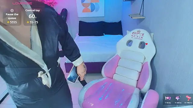 Maggy_t18 webcam