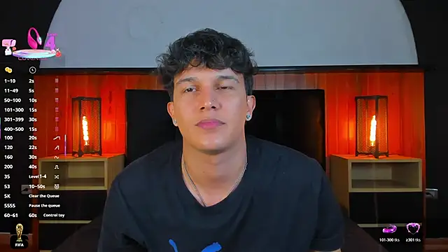 Leo_Savage_ webcam