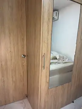 emily-Hornyy webcam
