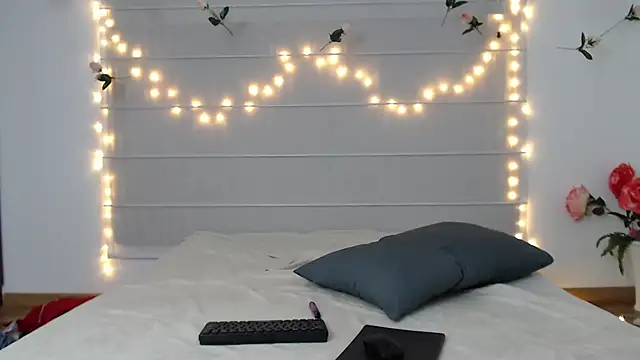 Sarabubbie webcam