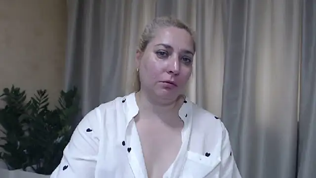 sweetpussy13 - Sweetpussy13's free webcam - UK Sex Cams