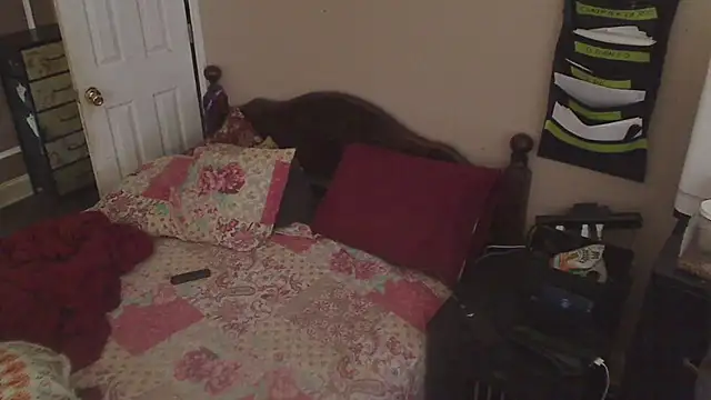 Ireallysquirt webcam