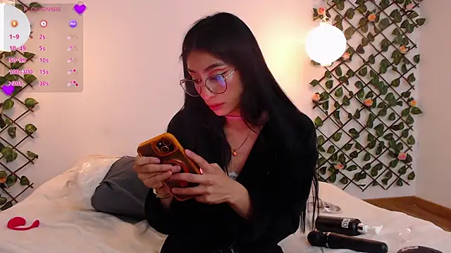 Lucyanajoi webcam