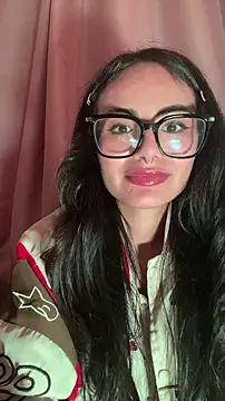 _Lucycherry webcam