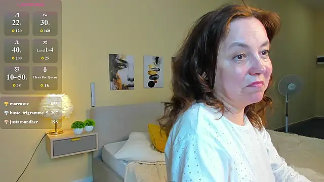 Kira_Adler webcam