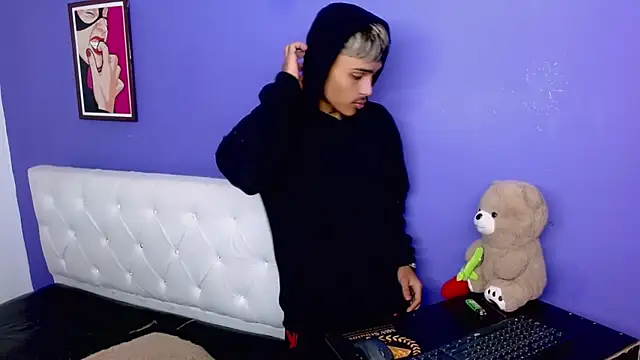 Angel_foxc13 webcam