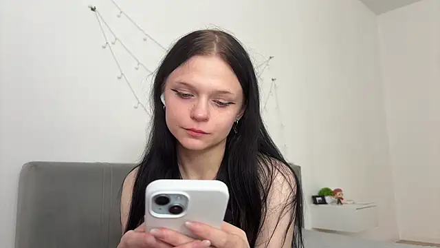 Watch meowchaa live on EroticFlix - High definition streams