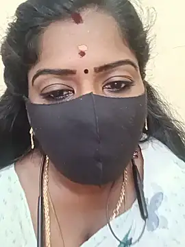 tamilammukuttyy live cam on StripChat