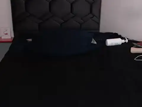 danypalmer (M young) - Show cum in the belly