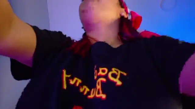 NicolleTaylor webcam