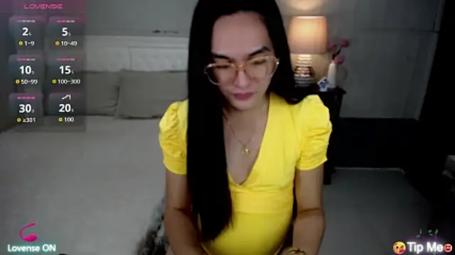 AsianSweetHeartxX webcam