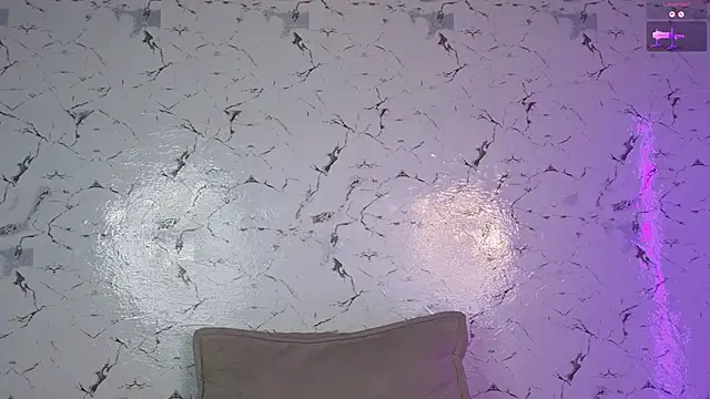 andrea_miller1 webcam