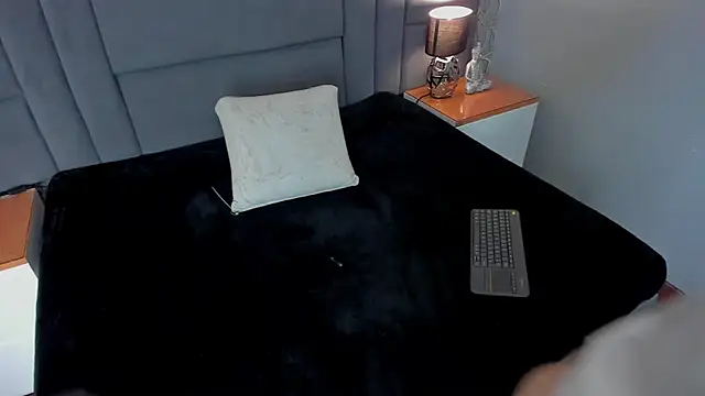 scarleth_blaze webcam