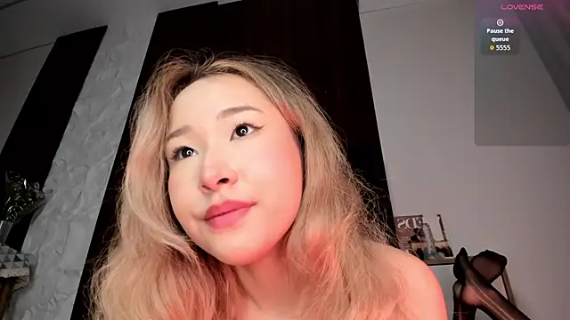amy_akime webcam