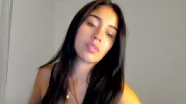 AriaMontgomery webcam