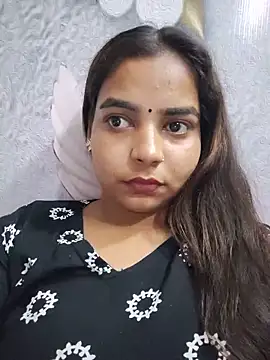 Himani_0122 webcam