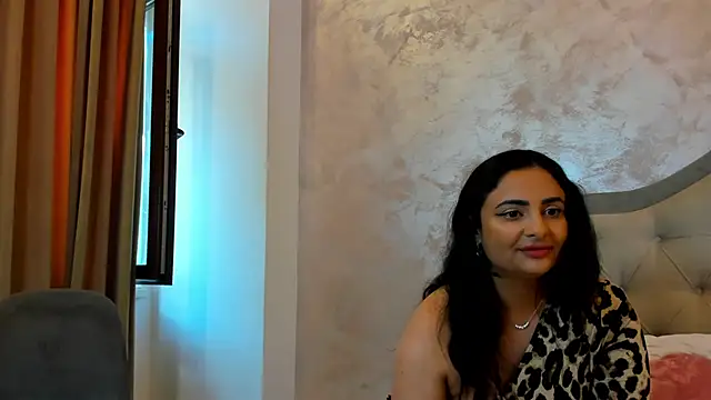 Bianca_Vale webcam