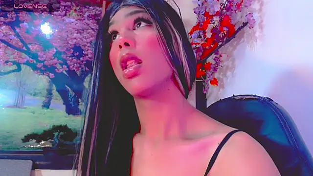 Honey_Balenciaga webcam