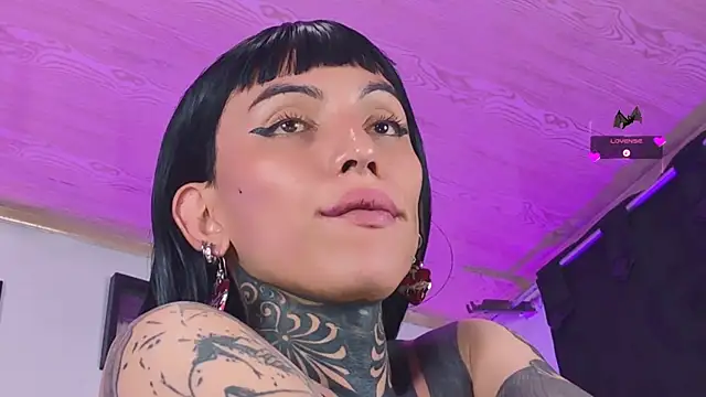 Viveloopa48 - Trans webcam sex chat