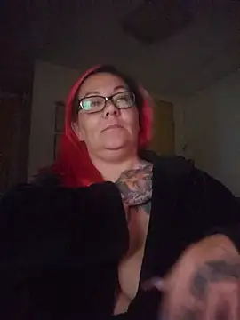 TattedLove4 webcam