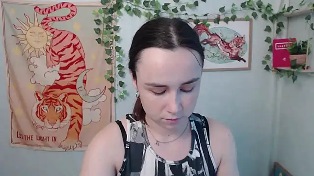 VeryVeryVeryShy_ webcam