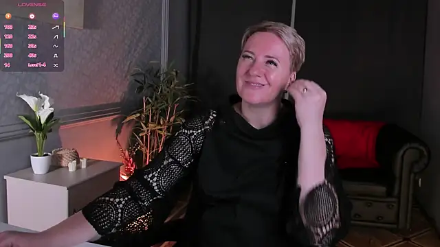 Watch Nika_Smit live on EroticFlix - High definition streams