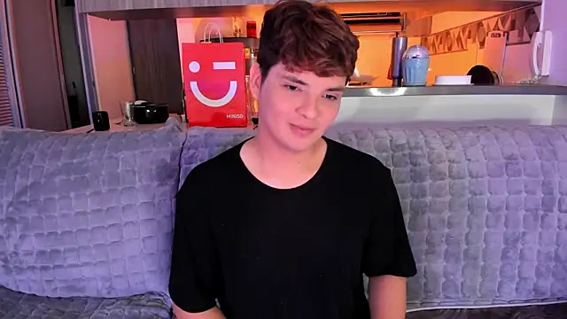 adam_angelssss webcam