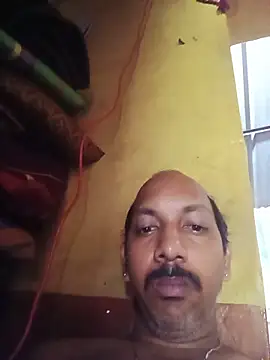 Dhanya752896 webcam