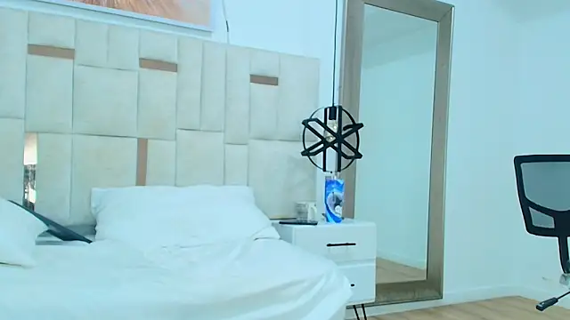 Sara_BigAss- webcam
