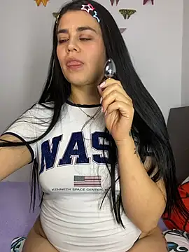 sophyy_white webcam