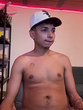 paulhot11 webcam