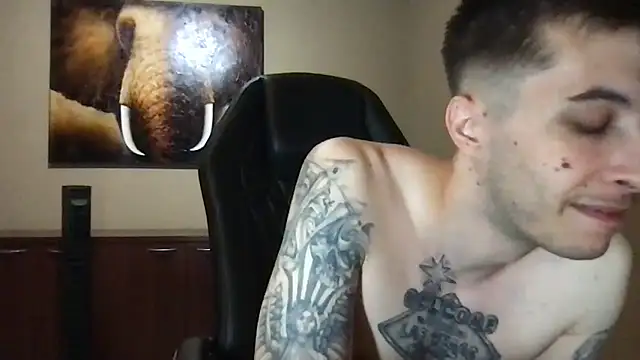 JuicyJoshy webcam