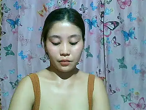 Watch SexyAsianPussy4u live on EroticFlix - High definition streams