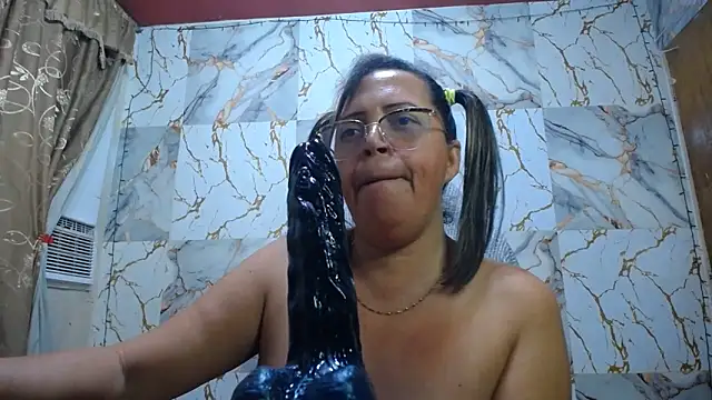 alina_maturehot webcam
