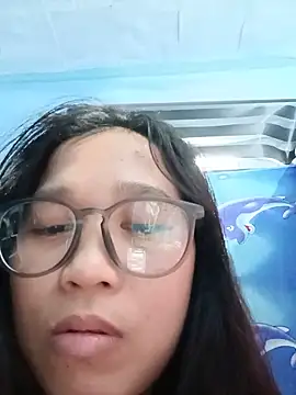 Milkytits4You webcam